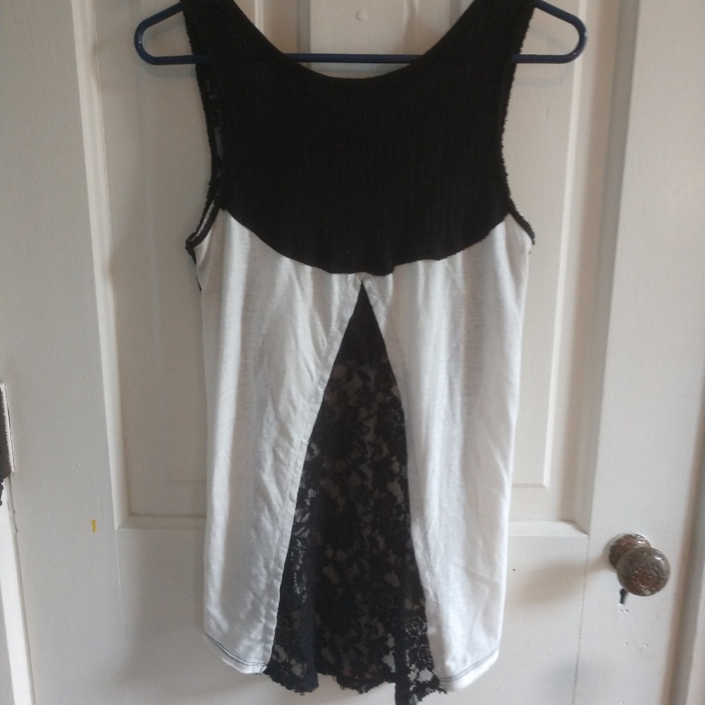 Tank top - Picture 2 of 5